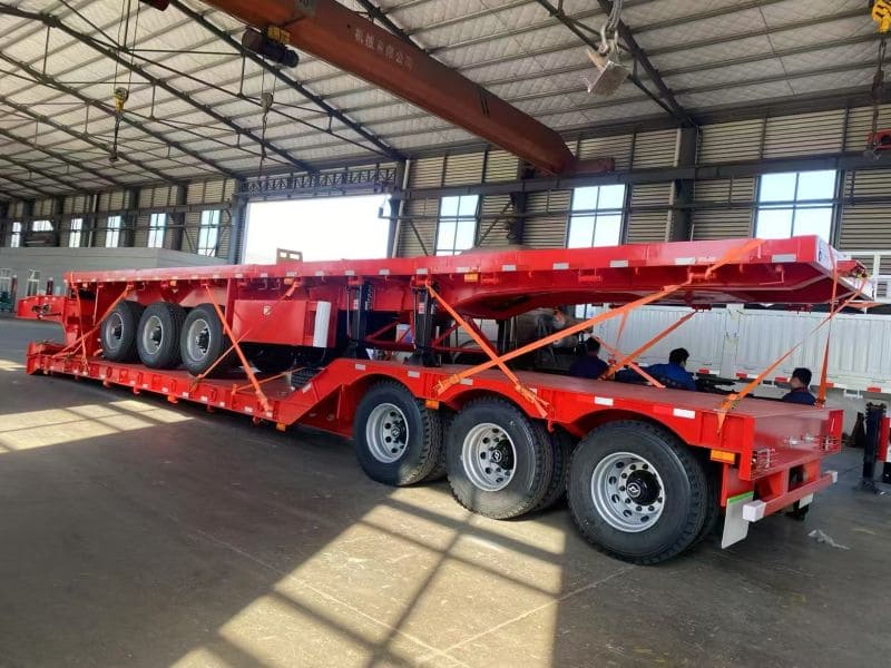 El remolque Lowboy con cuello de cisne desmontable y el remolque de plataforma se enviar&aacute;n a M&eacute;xico